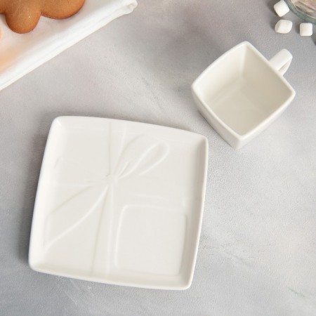 Tea couple ceramic "White Gift", a mug 150 ml, a saucer 15.5x15.5 cm, white color