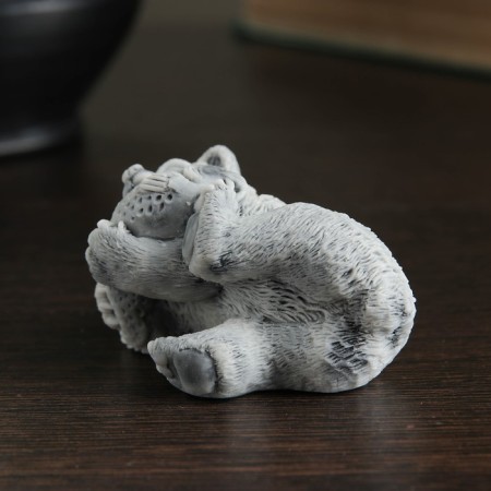 Souvenir "Bear with fish (3 species)" 6.5cm-7