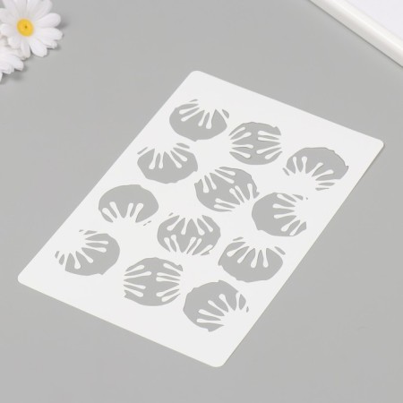 Plastic stencil "circles" 16x24 cm-1