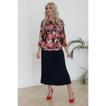 Women's skirt, size 42