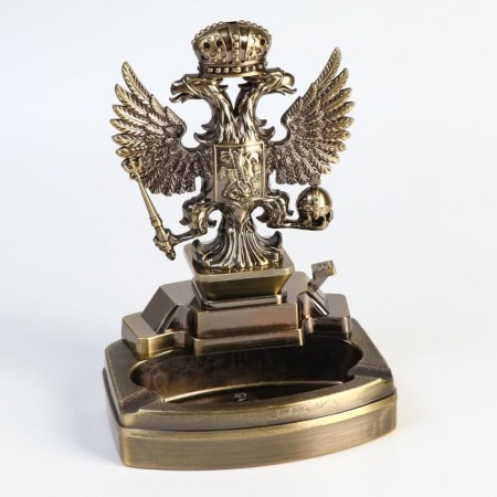 A tabletop lighter with an ashtray, gas "two -headed eagle" 16 x 11.3 x 8.7 cm