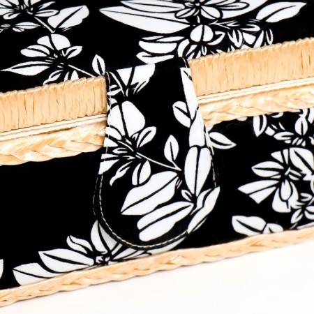 Casket for needlework "White flowers on black" 9.5x19.5x13 cm-1