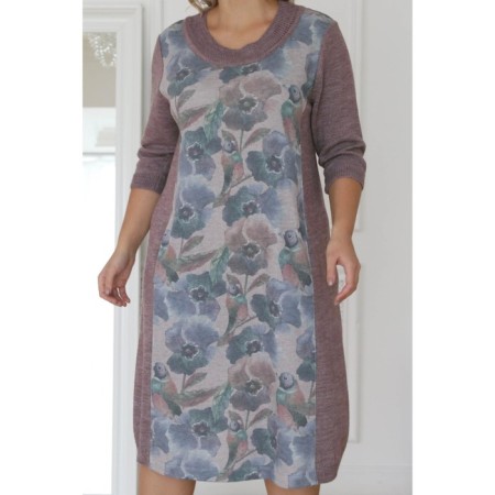 Women's dress, size 52-7