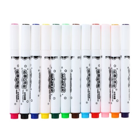 A set of markers, 12 colors, a cystic tip, in a plastic box