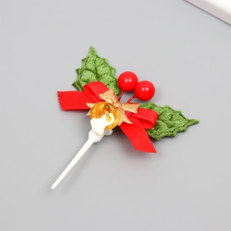 Decor for creativity "leaves with berries and bell" color 5.9 cm-1