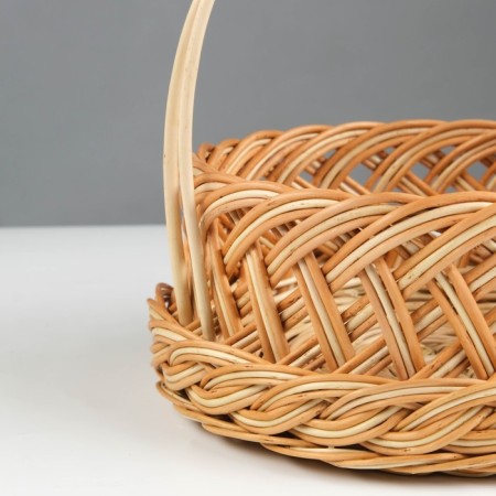 Candy, bottom = 20 cm, height 9 cm, with a handle 22 cm-1