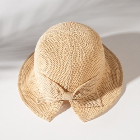 Hat for Minaku girl with a bow, milk color, rr 50-52-5