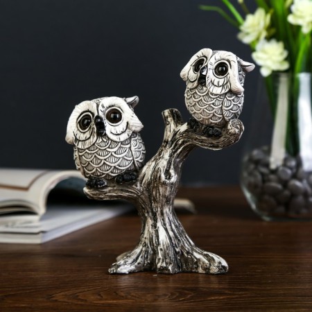 Polystone souvenir "Two small owls with big eyes on the tree" 16.5x14.5x6 cm-3