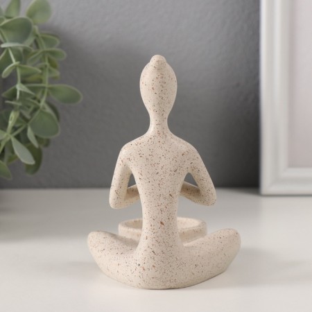 Polystone candlestick for 1 candle "Girl. Greeting" White in nettles 8.5x8.8x11.7 cm-2