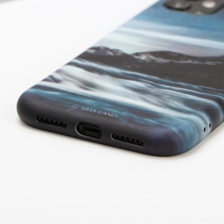 Чехол для iPhone 11 «Горы»-1