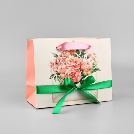 Laminated packet with the tape "For you", MS 23 × 10 × 18 cm