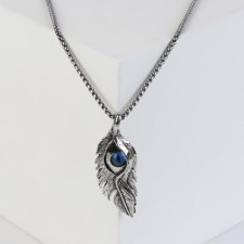 Pompeii pend and eye, blue in black silver, 70 cm.