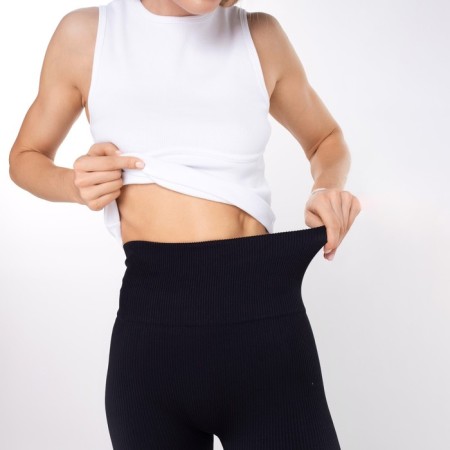 Female leggings in a rubber, black color, size 44-46 (s/m)-3
