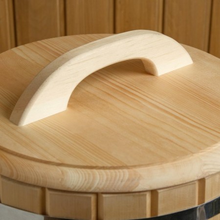 Chan for water 45l. Cedar, with a lid-3