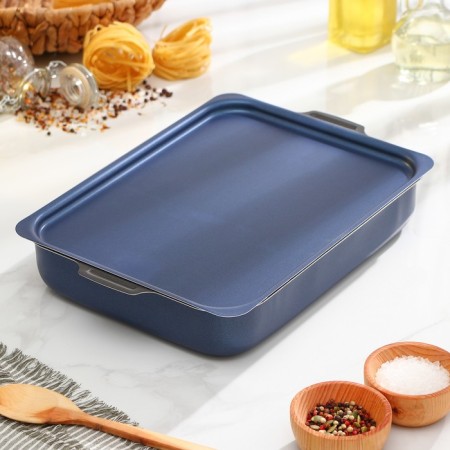 The baking sheet is rectangular, h = 6.1 cm, d = 23 cm, l = 30 cm, with a lid, anti -stick coating, blue color