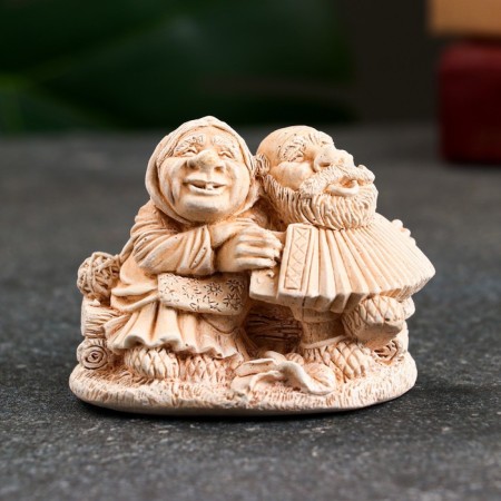 Figure "On the Flood" ivory, 7x6x8cm-6