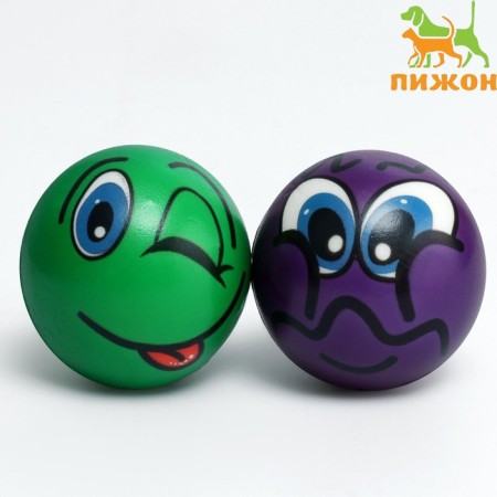 The marshmallow ball "winked", 6.3 cm, a mix of flowers