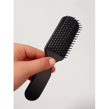 The comb wide for drying hair 18*4.5*2.2cm plastic black bag QF-4