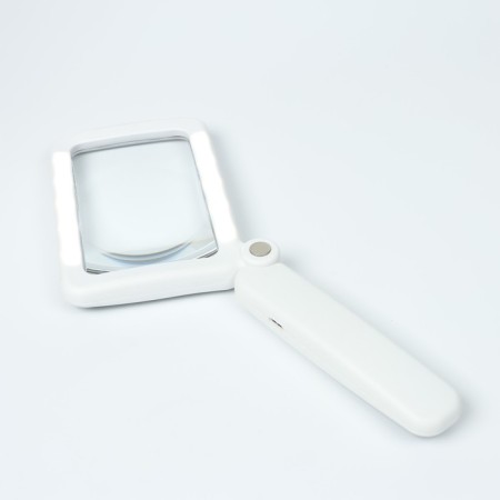 Folding magnifier, multiplicity 4, lens 105*60mm, backlight-5