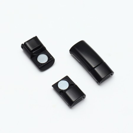 CLISTOR for laces, on magnet, steam, size 2.6 × 2 × 0.7 cm, black color is black-7