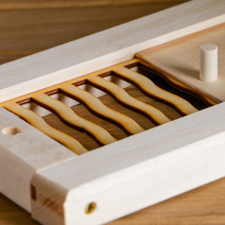 Lip ventilation cover, Flame, 28x12cm, with a valve-1