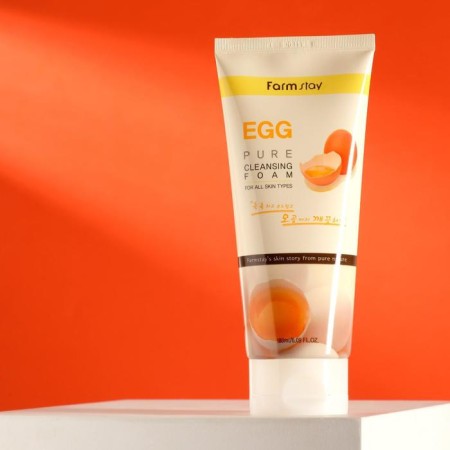 Foam cleansing Farmstay, with egg extract, 180 ml