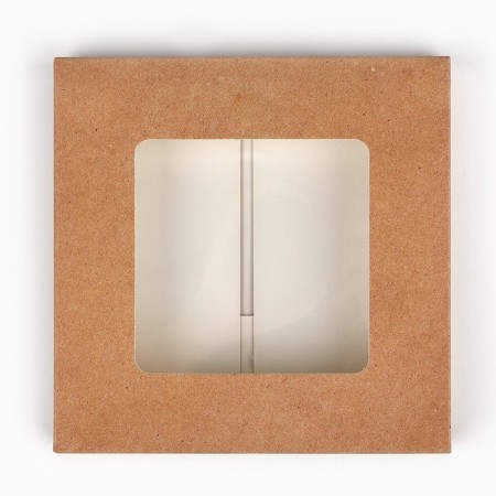 Square chocolate box “CRAPHT”, 10.2 x 10.2 x 1.4 cm-1