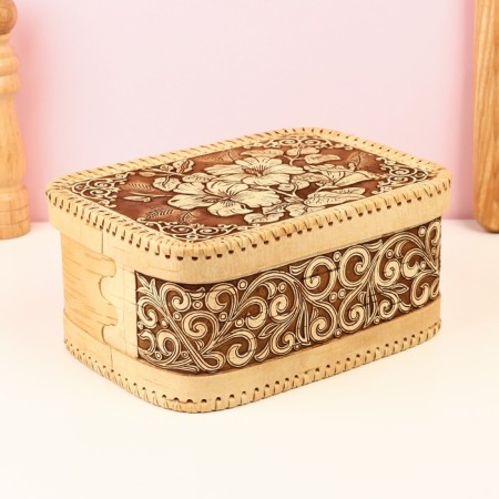 Batonnitsa "Lilia", on the hinges, 22.5 × 16 × 11 cm, birch bark-2