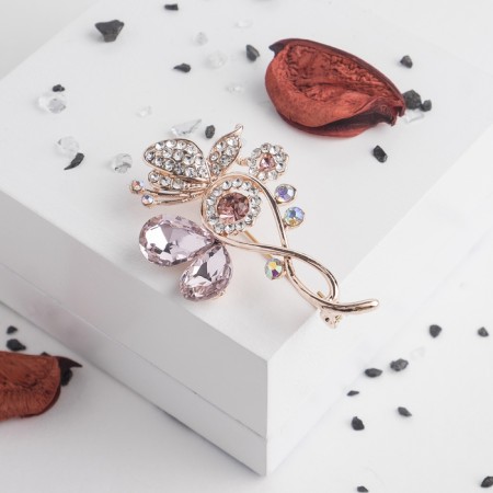 Brooch "Butterfly" Infinity, colored in pink gold