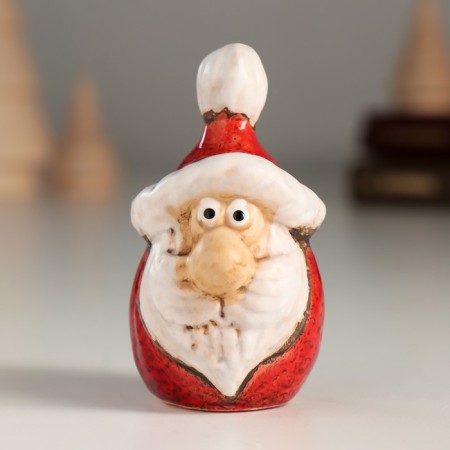 Souvenir Ceramics "Santa Claus in a red cap" 3.8x4.6x7 cm