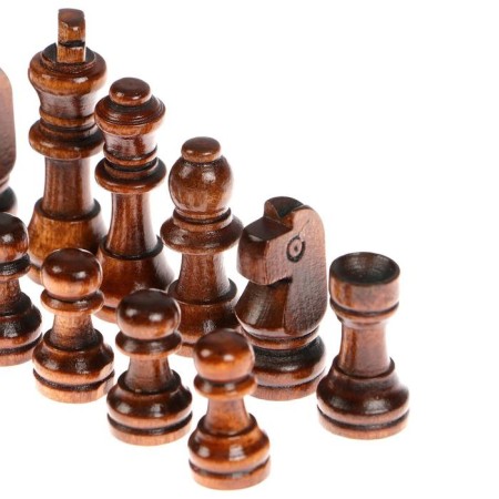 Chess figures, wood, king H-5.5 cm, pawn H-2.8 cm, mix-4