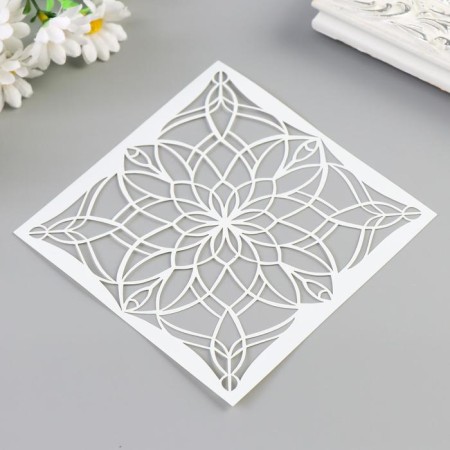 Stencil plastic "Graphic flower" 13x13 cm-1