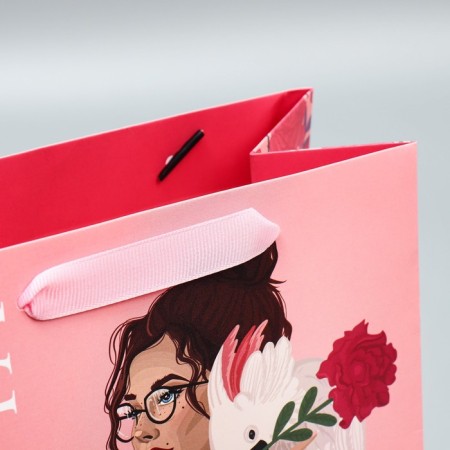 Package Gift Laminated Vertical, Packaging, "Style", MS 18 x 23 x 10 cm-3