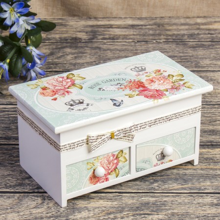 Casket wood chestnut "Flower" 9.5x19.5x11 cm
