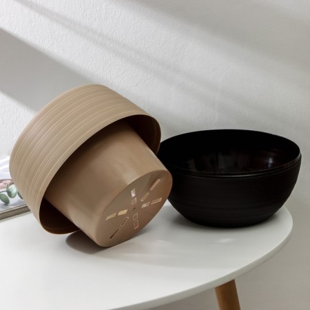 Pot for flowers with a duo pallet, 2.5 l, chocolate-coffee color with milk-3