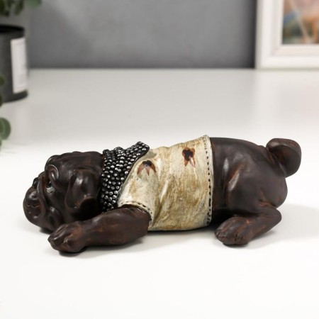Polystone souvenir "Pug in a T -shirt with a scarf" for bronze 5.5x18x11 cm-1