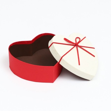 A set of boxes 3 in 1 heart, red -white 21 x 19 x 9 - 15.5 x 14 x 6 cm-2