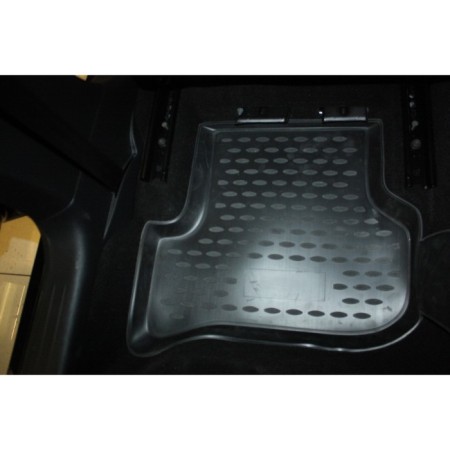 Rugs in the SEAT Leon 10/2007-2016 salon, 4 pcs. (polyurethane)-1