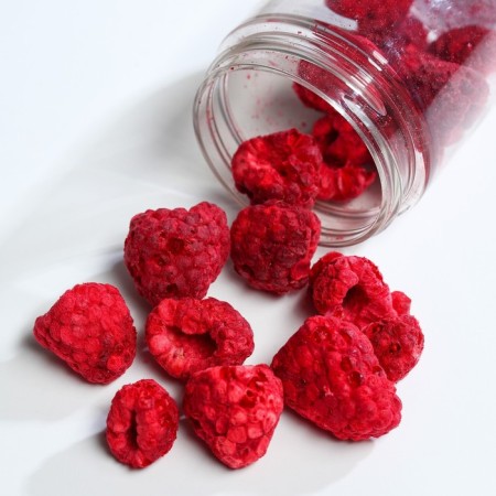 Berry sublimated "raspberries" for cupcakes and chocolate, 8 g.-2