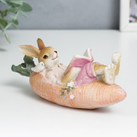 Polystone souvenir "Rabbit read a book in a carrot boat, with a bird" 6x5x14.5 cm