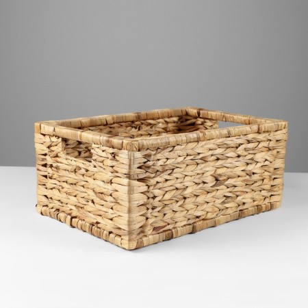 Basket, 45 x 31 x 20 cm, water hyacinth, tree