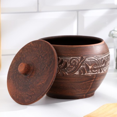 A hot pot of 0.7 l, 13x13x13cm, Angob-1