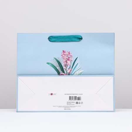 Gift package "Flower happiness", 32 x 26 x 12 cm-1