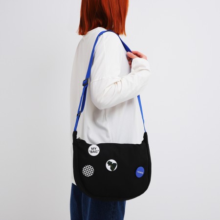 Youth bag with zipper, black color-1