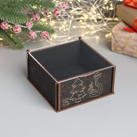 New Year's box "Snakes with a Christmas tree" 6x12x12 cm