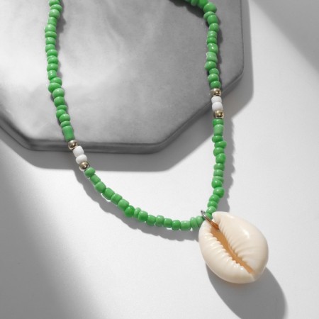 Choker "shell", white-green color in gold, 42 cm