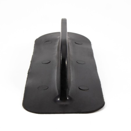 Keel fin is small, black color-4