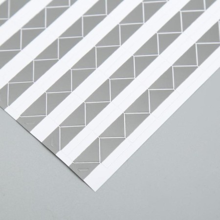 A set of corners with a pocket for photos 102 corners "silver" 10.3x15.1 cm-2