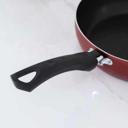 Flot Dilan Promo, D = 24 cm, plastic handle, anti -stick coating, burgundy color-3