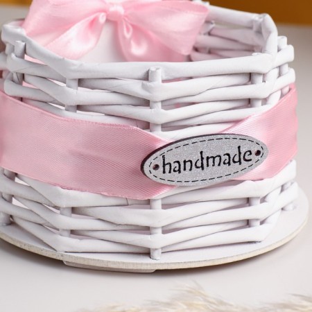 A wicker basket from a vine "Kitik" with a bow of 12.5x9x16.5 cm MDF white pink-4